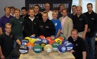 Mukana pallojen jakamisessa kouluille oli mukana 26 Etelä-Suomen alueen seuraa. Kuva:Koripalloliitto