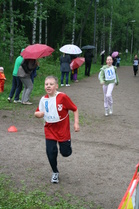 Poikien 9v. sarjan kakkonen Jouni Tuusjärvi maalissa.