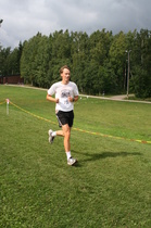 Seurahistoriaa tehtiin heti julkistamistilaisuuden jälkeen. Kirjan kirjoittaja Ossi Viita osallistui miesten 40-vuotisten sarjan maastojuoksukilpailuun. Tuloksena neljäs sija  6 km.n matkalla ajalla 28.34.