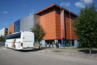 Kumpulan liikuntakeskukseen mentiin tilausbussilla....